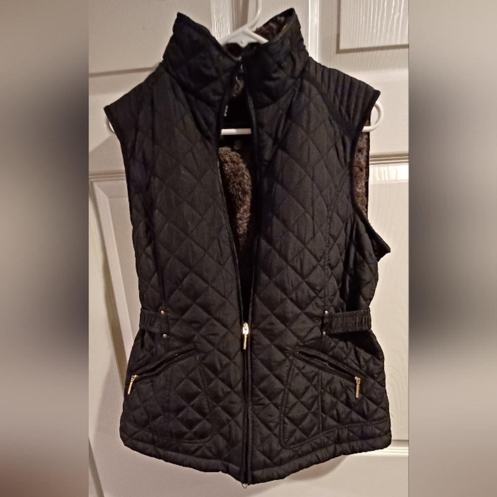 Vest waterproof large like new
